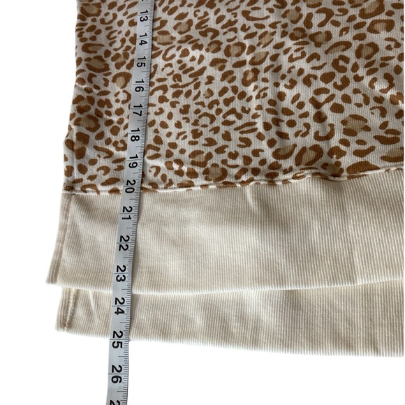 Time and Tru Cheetah print crew neck sweatshirt with ribbed trim, XL 16/18 - Picture 5 of 7